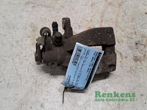 Gebruikte Remklauw (Tang) rechts-achter Fiat Bravo (198A) 1.4 T-Jet 16V 120 Prijs € 30,00 Margeregeling aangeboden door Renkens Auto-Onderdelen B.V.