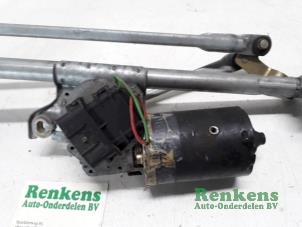 Begagnade Torkarmotor + mekanism Opel Calibra 2.0i Pris € 40,00 Marginaltabell erbjuds av Renkens Auto-Onderdelen B.V.