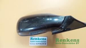 Begagnade Skärmspegel, höger Opel Calibra Pris € 25,00 Marginaltabell erbjuds av Renkens Auto-Onderdelen B.V.