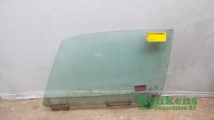 Begagnade Dörrfönster, 2-dörrars, vänster Opel Calibra Pris € 25,00 Marginaltabell erbjuds av Renkens Auto-Onderdelen B.V.