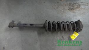 Gebruikte Schokdemperpoot rechts-achter Audi A4 Avant (B5) 1.8 20V Turbo Prijs € 30,00 Margeregeling aangeboden door Renkens Auto-Onderdelen B.V.