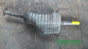 Begagnade Ljuddämpare, bak Opel Astra G (F70) 1.7 DTI 16V Eco4 Pris € 30,00 Marginaltabell erbjuds av Renkens Auto-Onderdelen B.V.