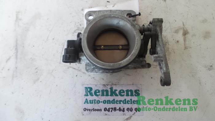 Spjällhus från en Renault Megane Break/Grandtour (KA) 1.4 16V 1999