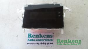 Gebruikte Display Interieur Ford Fiesta 6 (JA8) 1.25 16V Prijs € 30,00 Margeregeling aangeboden door Renkens Auto-Onderdelen B.V.