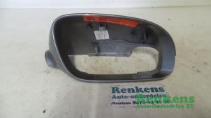 Begagnade Spegelhus, höger Volkswagen Touran (1T1/T2) 2.0 TDI DPF Pris € 20,00 Marginaltabell erbjuds av Renkens Auto-Onderdelen B.V.