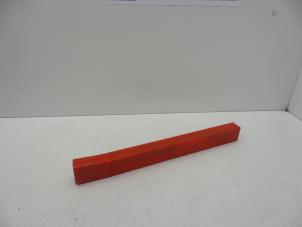 Begagnade Varningstriangel Volvo V40 (MV) 2.0 T3 16V Pris € 25,00 Marginaltabell erbjuds av Auto Demontage Elferink B.V.