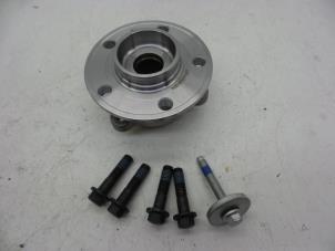 Używane Lozysko kola przód Volvo XC90 Cena € 50,00 Procedura marży oferowane przez Auto Demontage Elferink B.V.