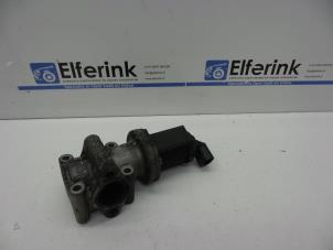 Gebruikte Uitlaat gasklep (EGR) Saab 9-5 (YS3E) 1.9 TiD 16V Prijs € 50,00 Margeregeling aangeboden door Auto Demontage Elferink B.V.