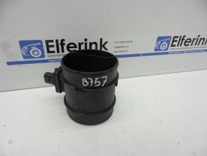 Begagnade Luftmassemätare Opel Insignia Sports Tourer 2.0 CDTI 16V Pris € 25,00 Marginaltabell erbjuds av Auto Demontage Elferink B.V.