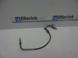 Begagnade Avgastemperatursensor Opel Insignia Sports Tourer 2.0 CDTI 16V Pris € 25,00 Marginaltabell erbjuds av Auto Demontage Elferink B.V.