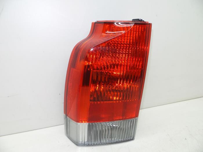 22537 Achterlicht L V70 01-04 onder