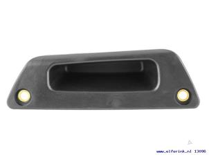 Nieuwe Handgreep Saab 9-5 Prijs € 21,18 Inclusief btw aangeboden door Auto Demontage Elferink B.V.