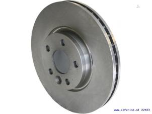 Nieuwe Remschijf voor Volvo V70 Prijs € 96,80 Inclusief btw aangeboden door Auto Demontage Elferink B.V.