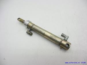 Renoverade Cylinder, cabriolettak Saab 9-3 Pris € 229,90 Inklusive moms erbjuds av Auto Demontage Elferink B.V.