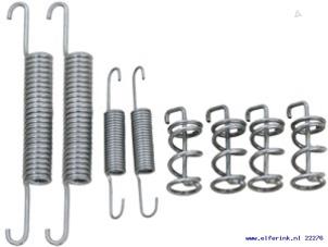 Nieuwe Remschoenset Volvo S60 Prijs € 8,47 Inclusief btw aangeboden door Auto Demontage Elferink B.V.