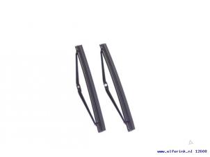 Nieuwe Koplampwisser blad Saab 900 Prijs € 10,89 Inclusief btw aangeboden door Auto Demontage Elferink B.V.