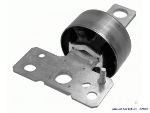 Nya Gummi, gaffelben, höger bak Volvo V60 Pris € 48,40 Inklusive moms erbjuds av Auto Demontage Elferink B.V.