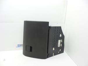 Gebruikte Dashboardkastje Opel Signum (F48) 2.2 DGI 16V Prijs € 25,00 Margeregeling aangeboden door Auto Demontage Elferink B.V.