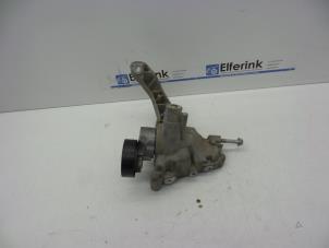 Gebruikte Motorsteun Volvo XC70 (BZ) 3.0 T6 24V AWD Prijs € 40,00 Margeregeling aangeboden door Auto Demontage Elferink B.V.