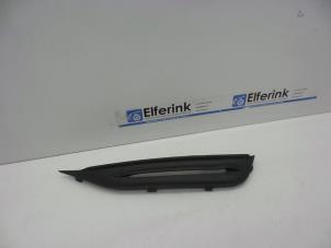 Begagnade Stötfångarbåge, vänster fram Volvo V60 I (FW/GW) 2.0 D2 16V Pris € 25,00 Marginaltabell erbjuds av Auto Demontage Elferink B.V.