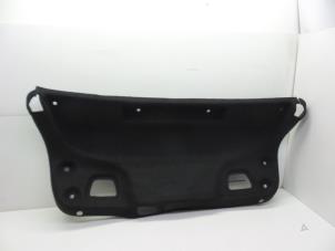 Gebruikte Bekleding Achterklep Volvo S90 II 2.0 D4 16V Prijs € 40,00 Margeregeling aangeboden door Auto Demontage Elferink B.V.