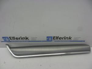 Gebruikte Sierlijst Volvo S90 II 2.0 D4 16V Prijs € 50,00 Margeregeling aangeboden door Auto Demontage Elferink B.V.