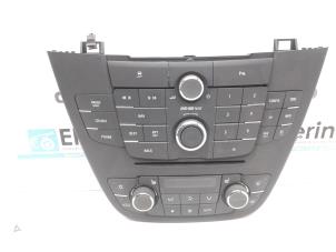 Gebruikte Regelunit Multi Media Opel Insignia Sports Tourer 2.0 Turbo 16V Ecotec Prijs € 125,00 Margeregeling aangeboden door Auto Demontage Elferink B.V.