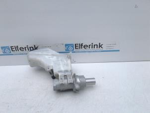 Begagnade Huvudcylinder Opel Corsa E 1.3 CDTi 16V ecoFLEX Pris € 25,00 Marginaltabell erbjuds av Auto Demontage Elferink B.V.