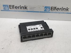 Begagnade Dator , karosskontroll (BCM) Opel Corsa E 1.3 CDTi 16V ecoFLEX Pris € 65,00 Marginaltabell erbjuds av Auto Demontage Elferink B.V.