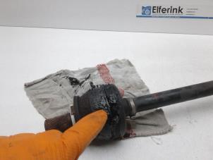 Gebruikte Aandrijfas rechts-achter Volvo XC90 II 2.0 T8 16V Twin Engine AWD Prijs € 100,00 Margeregeling aangeboden door Auto Demontage Elferink B.V.