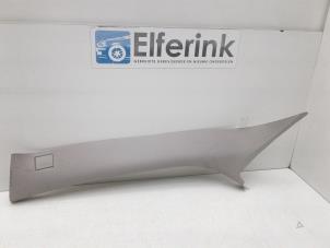 Gebruikte Stijlbekleding links-voor Volvo XC70 (BZ) 2.4 D4 20V AWD Prijs € 25,00 Margeregeling aangeboden door Auto Demontage Elferink B.V.