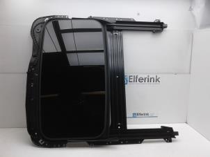 Gebruikte Schuifdak Volvo V60 I (FW/GW) 2.4 D6 20V Plug-in Hybrid AWD Prijs € 250,00 Margeregeling aangeboden door Auto Demontage Elferink B.V.