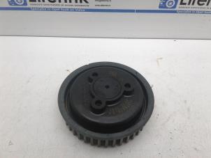 Gebruikte Nokkenas Tandwiel Volvo XC90 II 2.0 T8 16V Twin Engine AWD Prijs € 175,00 Margeregeling aangeboden door Auto Demontage Elferink B.V.