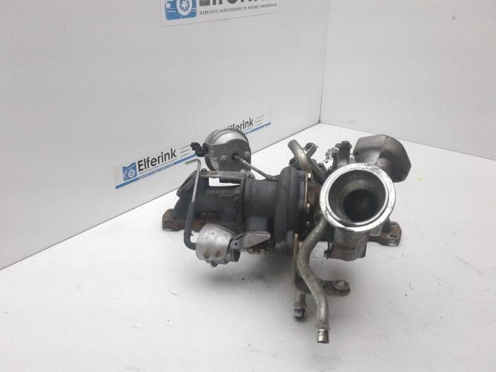 Turbo från en Volvo XC70 (BZ) 2.4 D5 20V 205 AWD 2011