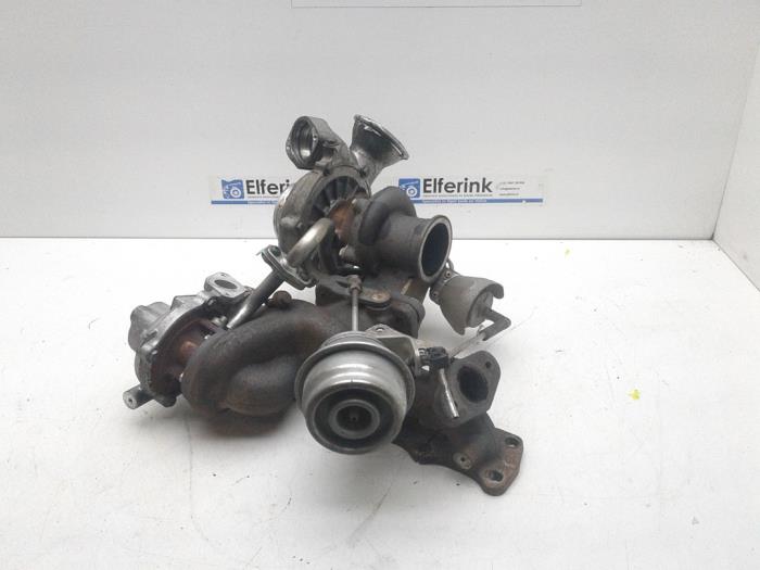 Turbo från en Volvo XC70 (BZ) 2.4 D5 20V 205 AWD 2011