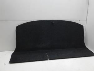 Begagnade Golvpanel, lastområde Opel Agila (B) 1.2 16V Pris € 25,00 Marginaltabell erbjuds av Auto Demontage Elferink B.V.