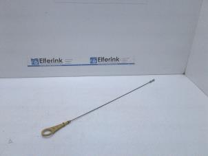 Używane Pretowy wskaznik poziomu oleju Volvo V60 I (FW/GW) 1.6 T3 16V Cena € 25,00 Procedura marży oferowane przez Auto Demontage Elferink B.V.