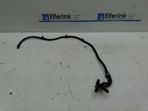 Begagnade Bränslereturledning Volvo S60 I (RS/HV) 2.4 D5 20V Pris € 25,00 Marginaltabell erbjuds av Auto Demontage Elferink B.V.