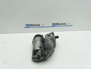 Begagnade Oljefilterhus Volvo XC70 (BZ) 2.4 D5 20V AWD Pris € 40,00 Marginaltabell erbjuds av Auto Demontage Elferink B.V.