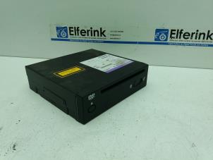 Gebruikte Navigatie Module Volvo XC70 (BZ) 2.4 D5 20V AWD Prijs € 90,00 Margeregeling aangeboden door Auto Demontage Elferink B.V.