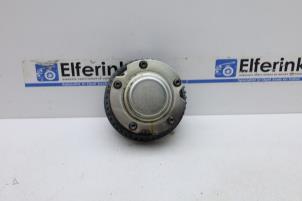 Begagnade Kamaxeldrev Lynk &amp; Co 01 1.5 Pris € 100,00 Marginaltabell erbjuds av Auto Demontage Elferink B.V.