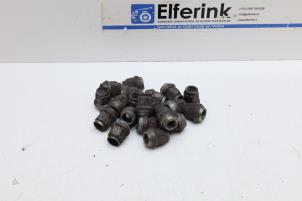 Gebruikte Wielbouten set Opel Insignia Sports Tourer 2.0 CDTI 16V 140 ecoFLEX Prijs € 25,00 Margeregeling aangeboden door Auto Demontage Elferink B.V.