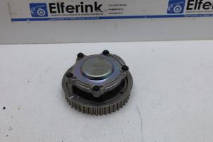 Begagnade Kamaxeldrev Lynk &amp; Co 01 1.5 PHEV Pris € 100,00 Marginaltabell erbjuds av Auto Demontage Elferink B.V.