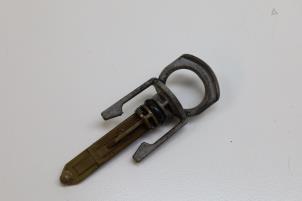 Gebruikte Olie Peilstok Volvo V60 I (FW/GW) 2.4 D6 20V Plug-in Hybrid AWD Prijs € 25,00 Margeregeling aangeboden door Auto Demontage Elferink B.V.