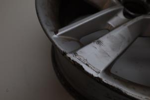 Gebruikte Velg Volvo S60 II (FS) 2.0 D3 20V Prijs € 50,00 Margeregeling aangeboden door Auto Demontage Elferink B.V.