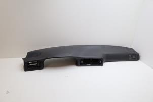 Gebruikte Dashboard Volvo V70 (GW/LW/LZ) 2.4 20V 140 Prijs € 100,00 Margeregeling aangeboden door Auto Demontage Elferink B.V.