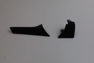 Begagnade Dekorstripe, instrumentbräda Lynk &amp; Co 01 1.5 PHEV Pris € 50,00 Marginaltabell erbjuds av Auto Demontage Elferink B.V.