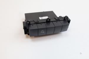 Begagnade PDC-brytare Mercedes A (W169) 1.5 A-160 Pris € 25,00 Marginaltabell erbjuds av Auto Demontage Elferink B.V.