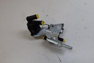 Gebruikte Extra waterpomp Lynk &amp; Co 01 1.5 PHEV Prijs € 125,00 Margeregeling aangeboden door Auto Demontage Elferink B.V.