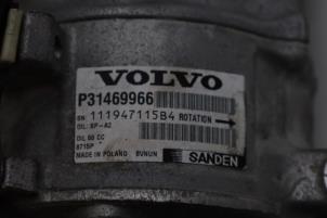 Begagnade Luftkonditioneringspump Volvo V40 (MV) 2.0 D2 16V Pris € 125,00 Marginaltabell erbjuds av Auto Demontage Elferink B.V.